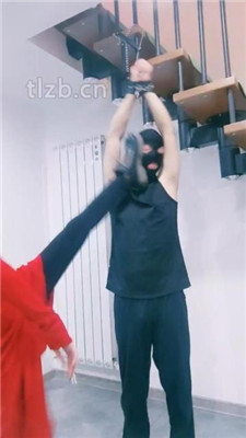 图片[6]_【护短】吊绑驯化不听话的小狗_绳艺库视频下载