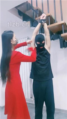 图片[7]_【护短】吊绑驯化不听话的小狗_绳艺库视频下载