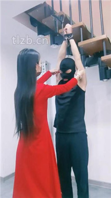 图片[8]_【护短】吊绑驯化不听话的小狗_绳艺库视频下载