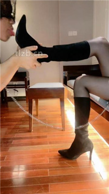 图片[5]-盛捷女王】性感女王-长靴黑丝脚玩虐-内裤套头上】-绳艺资源网