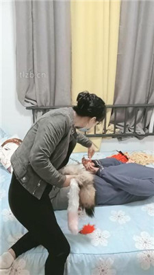 【朱迪女王】超强捆绑封嘴囚禁_绳艺库视频下载