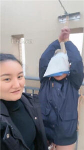 【芭丝】户外吊绑虐家奴_绳艺库视频下载