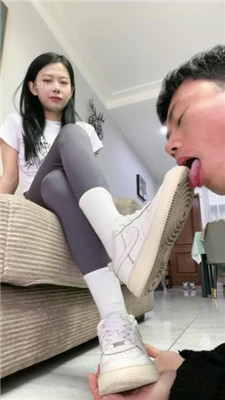 图片[5]-樱木花椒】调00后小笨狗-手脚耳光/踢裆恋足-绳艺资源网