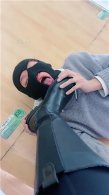 图片[4]-琪琪美美子】调03年小奶狗-跪舔长靴/踩踏骑马/钻胯-绳艺资源网