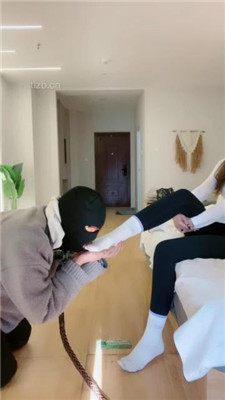 图片[10]-琪琪美美子】调03年小奶狗-跪舔长靴/踩踏骑马/钻胯-绳艺资源网