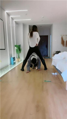 图片[13]-琪琪美美子】调03年小奶狗-跪舔长靴/踩踏骑马/钻胯-绳艺资源网