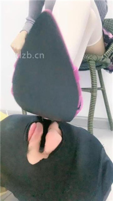 图片[4]-P崽】紫高跟白丝碾压踩狗脸-绳艺资源网