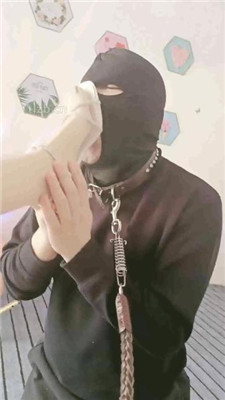 图片[7]-bibi团】狗笼圈养囚禁/人体鞋架/伺候沐足-绳艺资源网