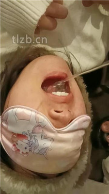 图片[17]-爱可呀】双S-伺候超模学姐-胯下羞辱/舔脚清理鞋底-绳艺资源网