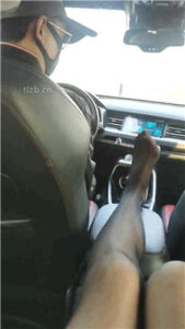 【皮皮】首次真实开发网约车司机_绳艺库视频下载