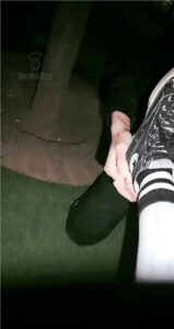 甜心户外黄河边遛狗_绳艺库视频下载