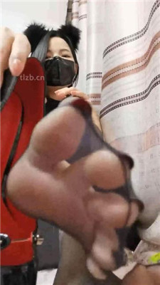 图片[14]-皮皮】漂亮女郎-性感大长腿踩脚垫-绳艺资源网