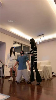 图片[5]-艺术美学】双S-骑马狗链遛狗/踩踏重度虐打/插嘴双视角版】-绳艺资源网