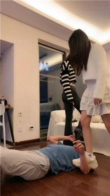 图片[14]-艺术美学】双S-骑马狗链遛狗/踩踏重度虐打/插嘴双视角版】-绳艺资源网