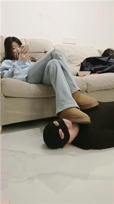 图片[3]-小殿下】雪地靴践踏抖M家奴-绳艺资源网