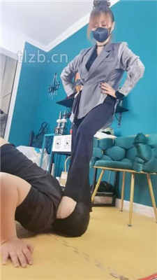 图片[8]-魔鬼天使】高跟碾压狗爪/强制闻鞋/磕头求饶/骑马爬-绳艺资源网