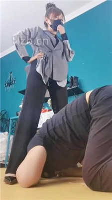 图片[16]-魔鬼天使】高跟碾压狗爪/强制闻鞋/磕头求饶/骑马爬-绳艺资源网