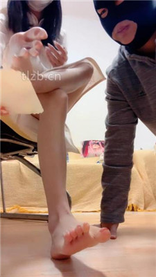 图片[13]-奶味小仙女】洛丽塔S-皮鞋白袜踩虐哥哥-脚底喂食-绳艺资源网