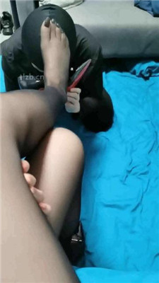 图片[6]-皮皮】邻居小弟偷闻臭鞋被发现-绳艺资源网