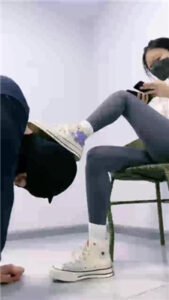 【P崽】健身后原味鞋窝强迫虐狗_绳艺库视频下载