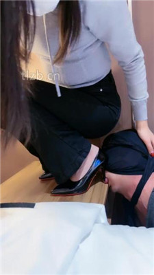 图片[13]-沐夏夜】白袜脚捂脸/抽耳光/骑马/高跟踩踏/脚喂食-绳艺资源网