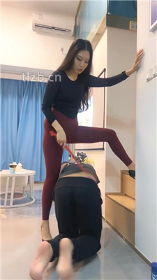 图片[12]-猫爷】喂食圣水泡面/鞭打/转胯/舔脏鞋/抽耳光-绳艺资源网