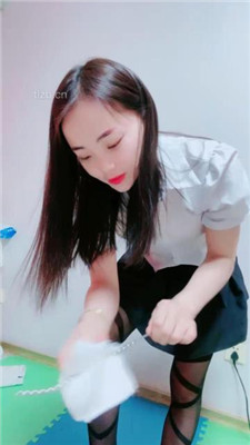 图片[10]-艾琳】坐脸窒息/虐乳/黑丝脚插嘴/踩踏-绳艺资源网