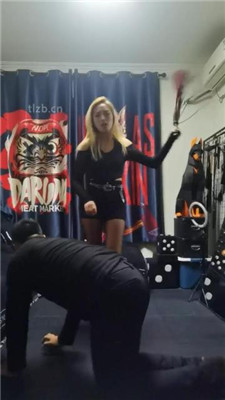 图片[9]-丝温】狂抽耳光/鞭打/黑丝脚踩踏-绳艺资源网