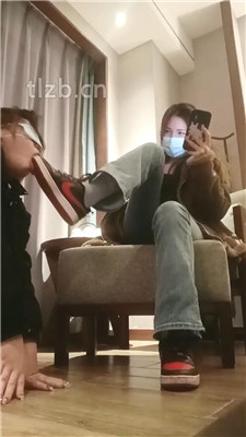 图片[17]-爱可呀】双S-开发超模学姐S-转胯/吃白袜/舔脏鞋/脚底喂食-HD绳艺资源网