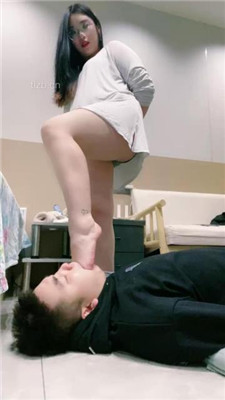 图片[8]-小羊】跪舔白棉袜/提档/臭脚捂脸/踩踏/胯下辱-HD绳艺资源网