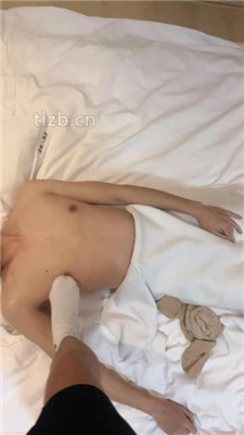 【小乔】素人小姐姐白袜脚踩【完整版】_绳艺库视频下载