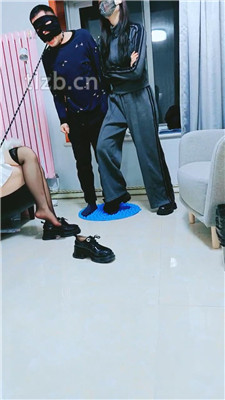 图片[5]-文文文】3S素人虐打-踩踏/舔脏鞋底/头压垃圾桶四视角版】-HD绳艺资源网