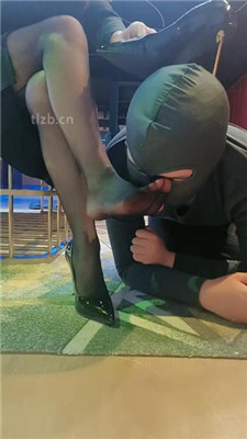 图片[12]-咩祖】把狗圈养在茶几底下-HD绳艺资源网