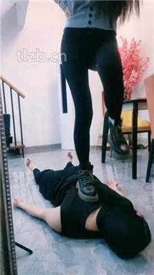 图片[6]-护短】短靴高跟-全体重踩踏-HD绳艺资源网