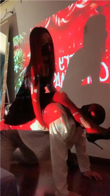 图片[7]-宝爷】骑马爬行/黑丝高跟全体重踩/提档/掐乳-HD绳艺资源网