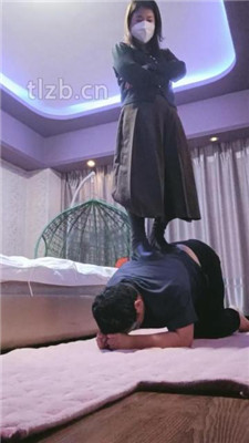 图片[4]-嗯哼】犯贱闻靴子/踩踏/超强深喉-HD绳艺资源网