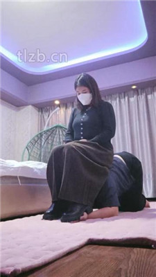 图片[6]-嗯哼】犯贱闻靴子/踩踏/超强深喉-HD绳艺资源网