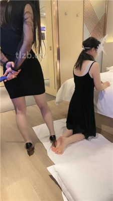 图片[7]-柒柒学姐】鞋尖插嘴/sp重度/狂舔臭脚/转胯-HD绳艺资源网