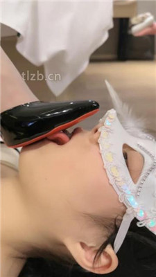 图片[17]-柒柒学姐】鞋尖插嘴/sp重度/狂舔臭脚/转胯-HD绳艺资源网