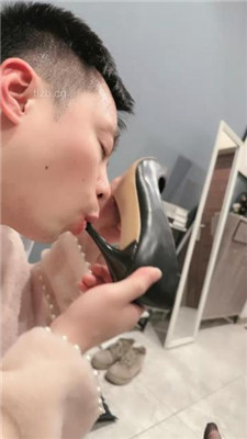 图片[2]-杭州cc】踩踏喂食/跪舔网袜高跟-HD绳艺资源网