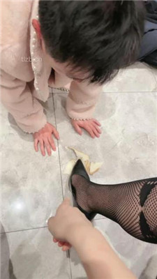 图片[7]-杭州cc】踩踏喂食/跪舔网袜高跟-HD绳艺资源网