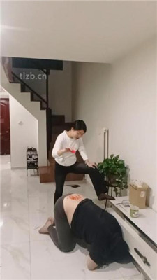 图片[5]-馨主】手铐捆绑/滴蜡/喂漱口水/人体座椅双视角版】-HD绳艺资源网