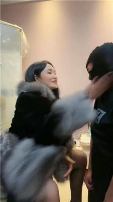 图片[5]-傲雪】严厉逗狗-耳光口水/闻香水发骚-HD绳艺资源网