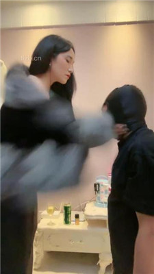 图片[3]-傲雪】严厉逗狗-耳光口水/闻香水发骚-HD绳艺资源网