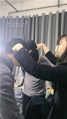 图片[7]-诗琪】双奴-重度揪耳朵/转胯踩踏