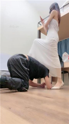 图片[10]-美娜格格】白富美公主-骑马爬行/转胯/踩狗爪/肉丝脚捂脸