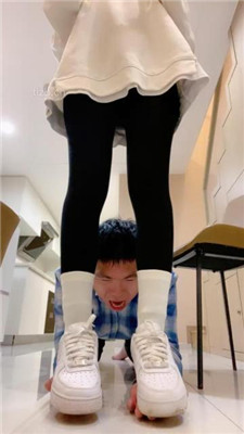 图片[3]-甜味药丸】白袜瑜伽裤-口枷塞嘴/踩狗头狗爪/舔脏鞋底