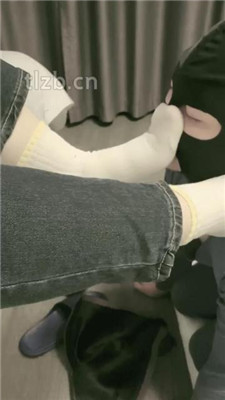 图片[4]-樊樊】皮带sp/跪舔脏长靴/棉袜臭脚辱完整版】