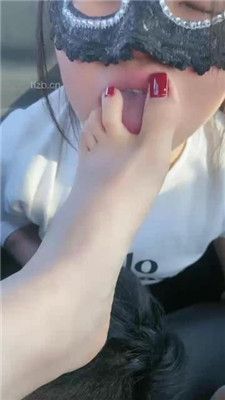 图片[9]-高傲】情侣奴-车内舔脏鞋臭脚