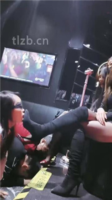 图片[2]-昭玥】公开处刑-和闺蜜KTV玩弄小三母狗上】